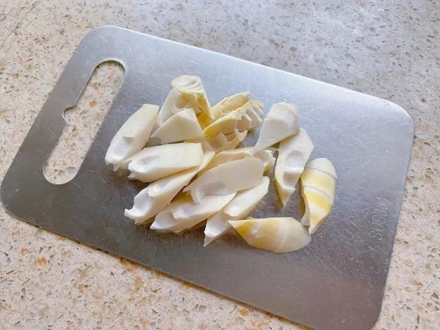 笋是怎么切的 99b4-83264a72a6abb62eb94ec9fc1244b466.jpg