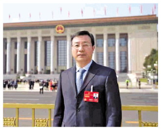 图为全国人大代表、北京市丰台区委书记王少峰。 张力洋 摄