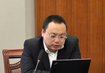 张毅、张寻远,分别出任「信达国际」董事会主席、行政总裁