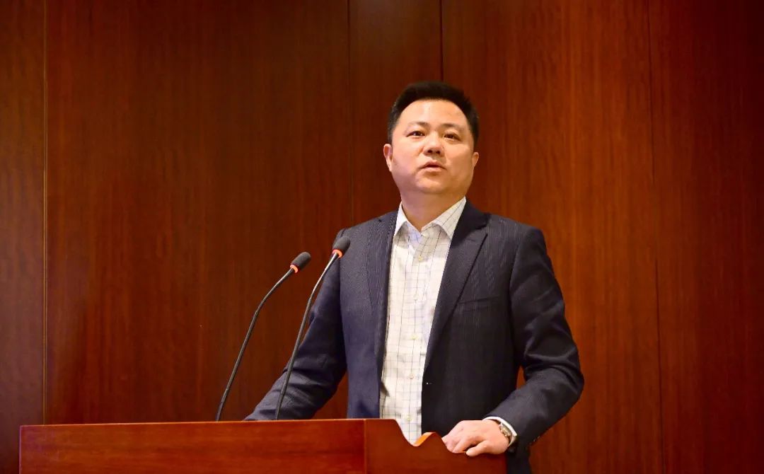 铂途无限,科技应用突显铂金战略价值