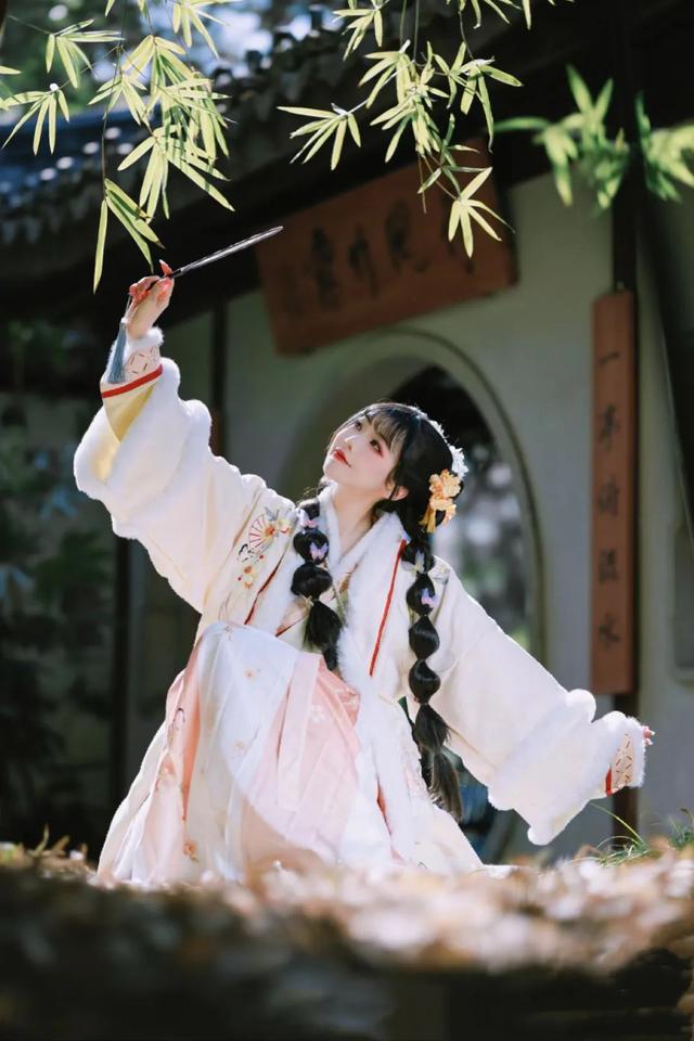 古风汉服穿搭风格国风,古风汉服穿搭风格国风图片