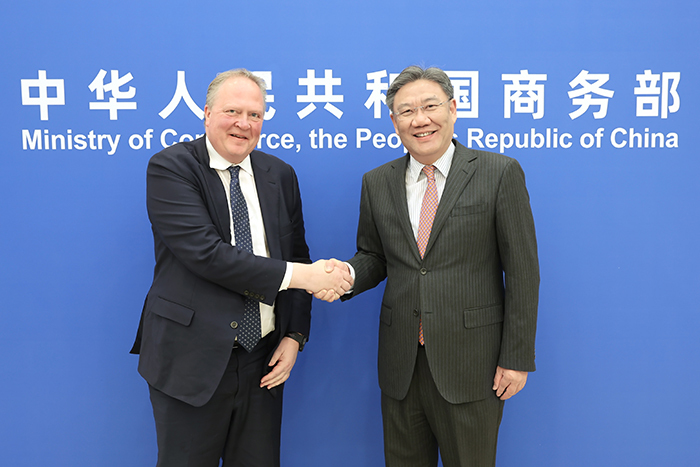 3天时间，商务部部长王文涛会见5家外企高管，释放啥信号？