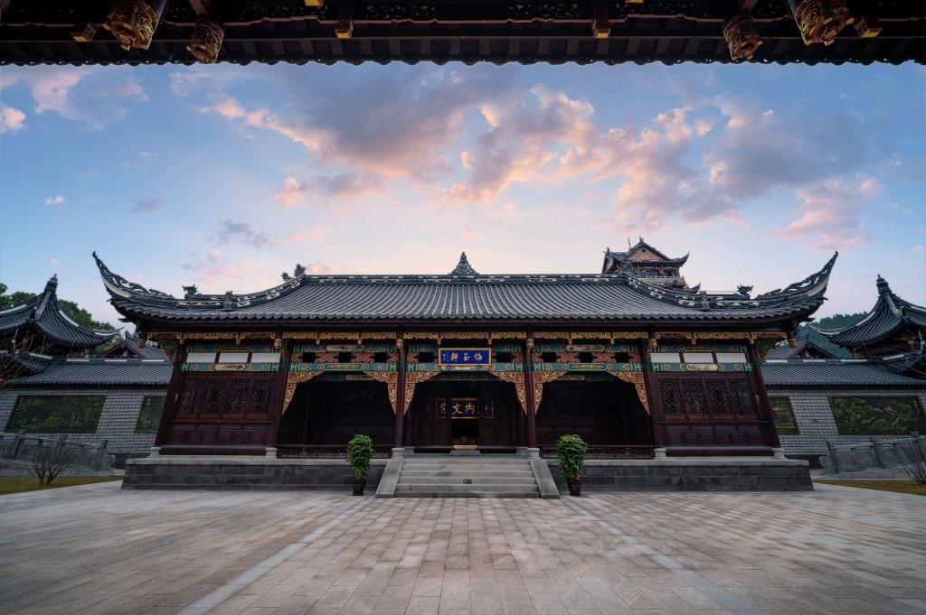 从什么时候开始有祠堂建筑 4cfe-f5eebb4aede3f7e65a20b2db704c0c30.jpg