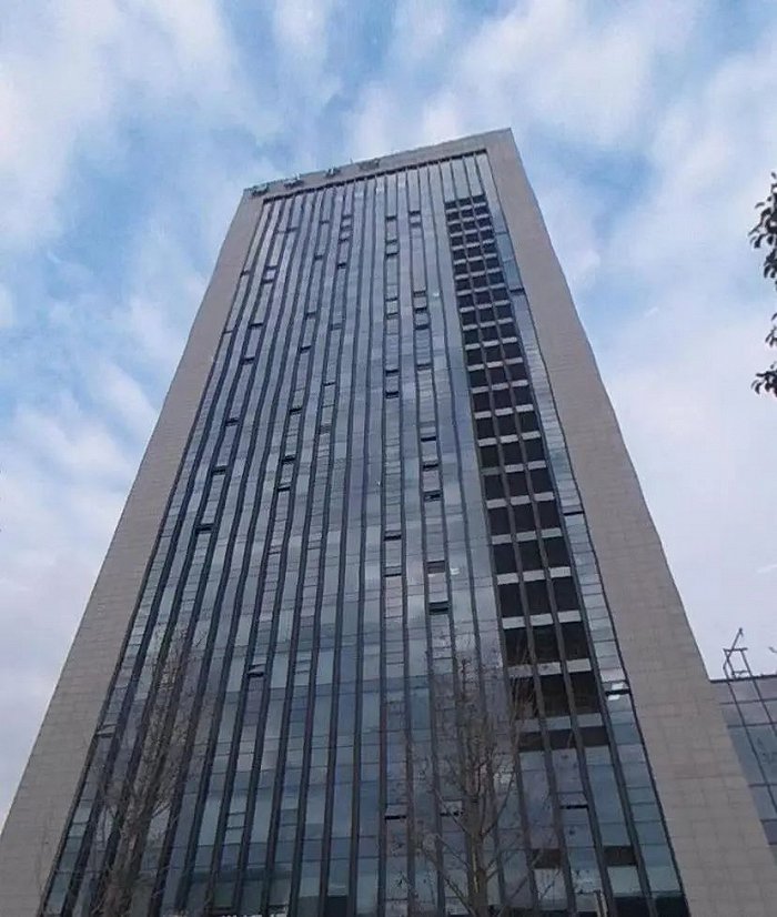 花一亿买楼，都成大主播标配了？