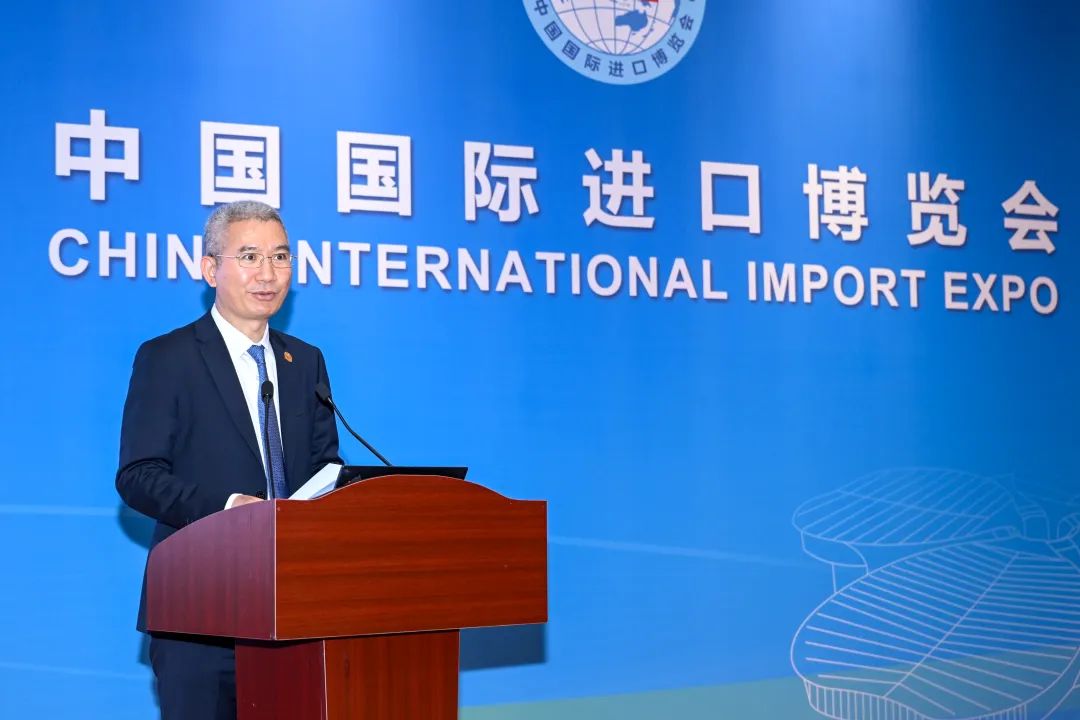 中国国际进口博览局财务总监马凤民致辞