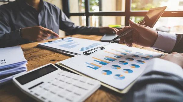 八份年报起底银行基金代销江湖！规模下降，无一幸免