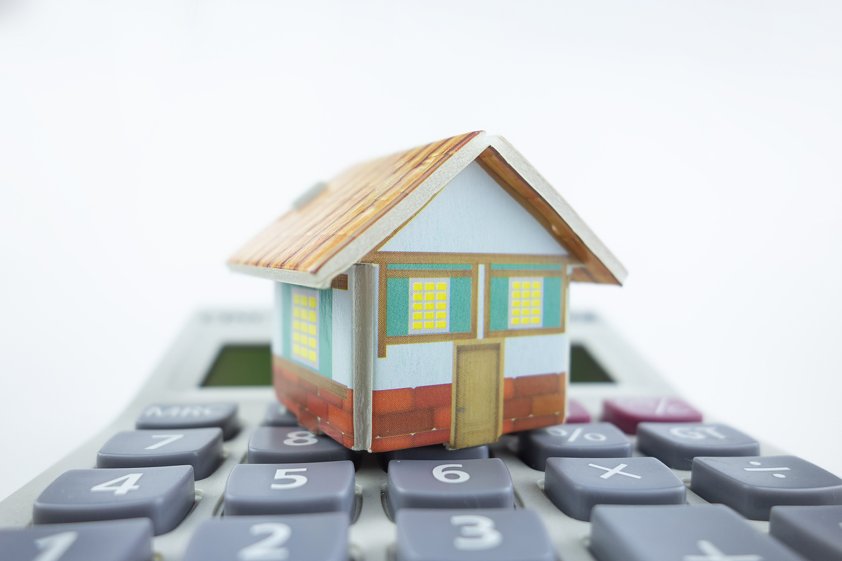 “10年一遇的机会”！“私募魔女”李蓓一句话，地产股涨嗨了！最新回应：这个锅我不背……