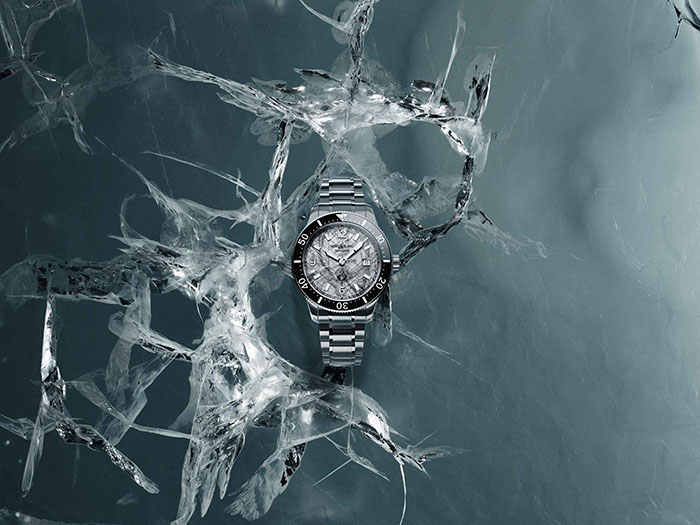 万宝龙推出全新1858系列潜水腕表，沛纳海镭得米尔系列引入全新复杂功能 | 2023 “钟表与奇迹”展 万宝龙tradition