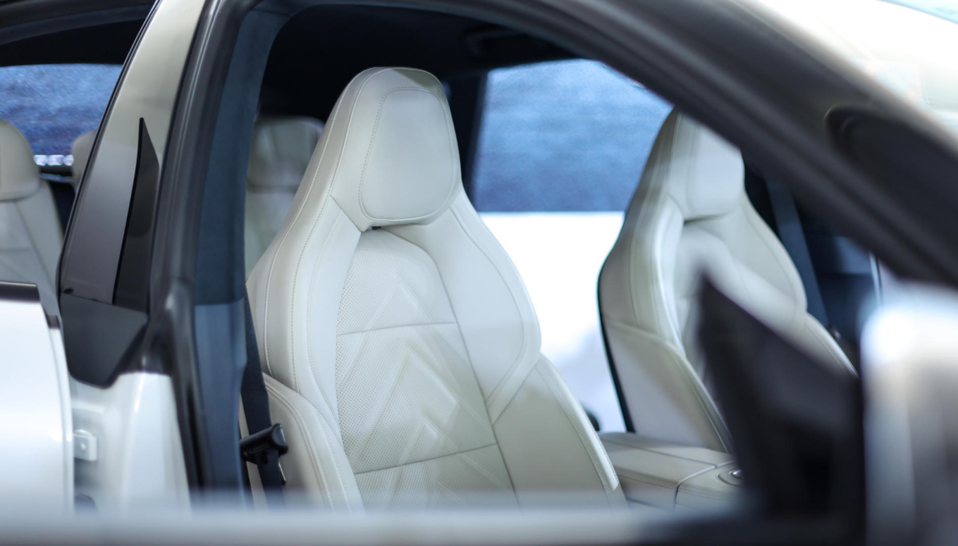 极氪001内饰座椅 43e7-e76f8c332f459a93170858124a0d295f.png