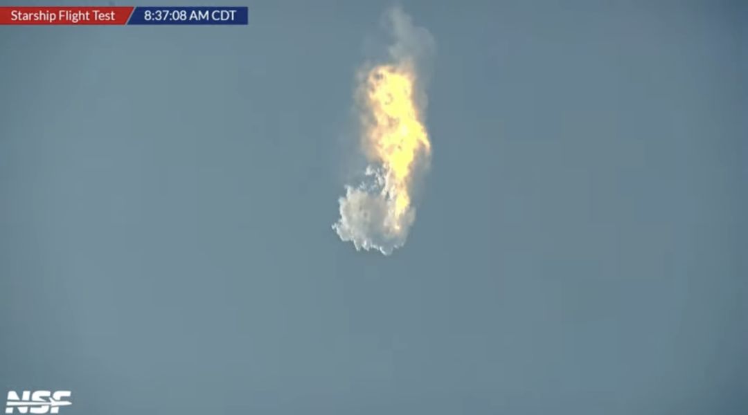 马斯克火星梦迈进一步：史上最强火箭SpaceX星舰升空后爆炸