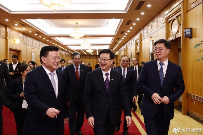 李家超率团参访比亚迪，王传福陪同参观！李家超还将参访腾讯、大疆、前海深港青年梦工厂等