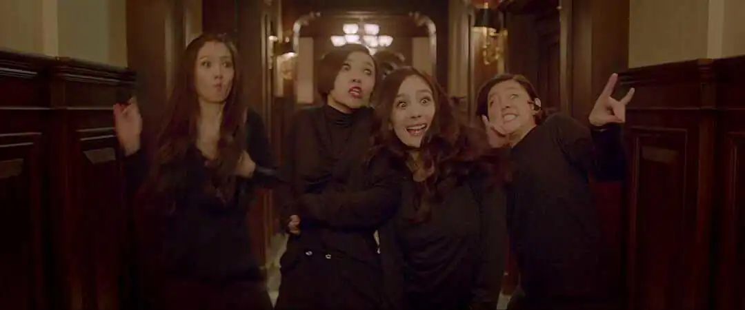 排队6小时买日本吐司，上海中产怎么把网红面包吃成土特产的？