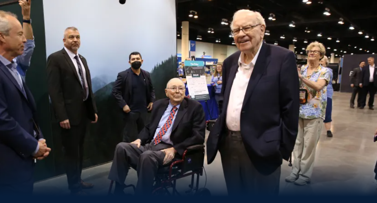 回首过往十年巴菲特股东会：投资界的关注点发生了哪些转变？