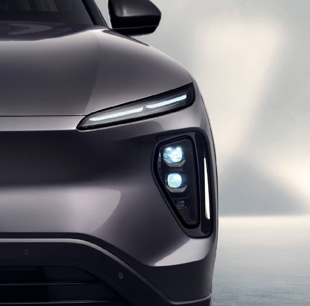 蔚来 ES6 车型预热：采用双电机四驱系统，零百加速 4.5 秒