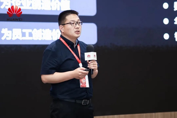 　　江苏云赛信息工程有限责任公司服务总经理 王振兴