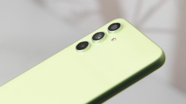 5000万像素大光圈主摄 尽享旗舰级影像体验