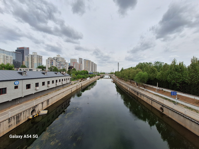 5000万像素大光圈主摄 尽享旗舰级影像体验