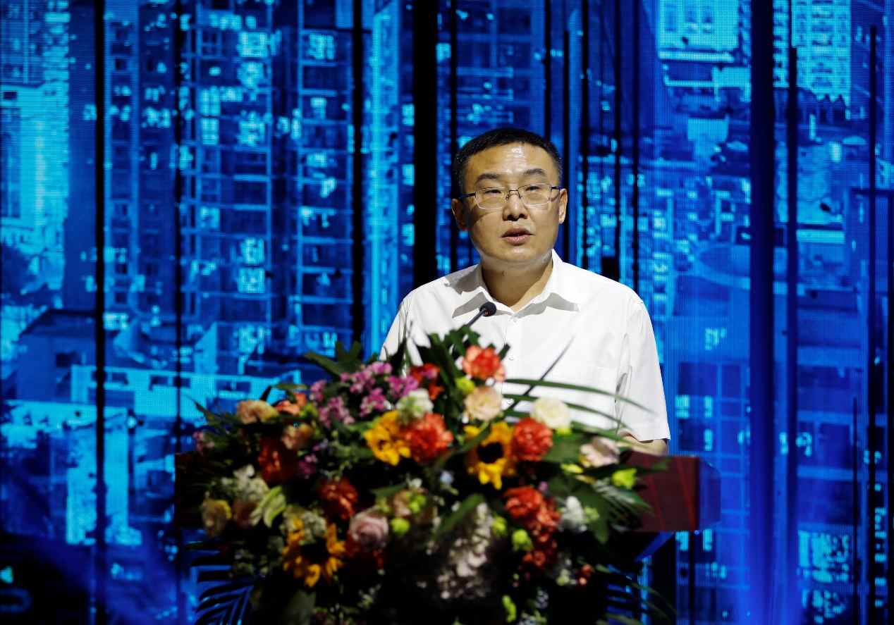 中国国家话剧院与爱奇艺达成战略合作《英雄时代》5月26日上线云影院