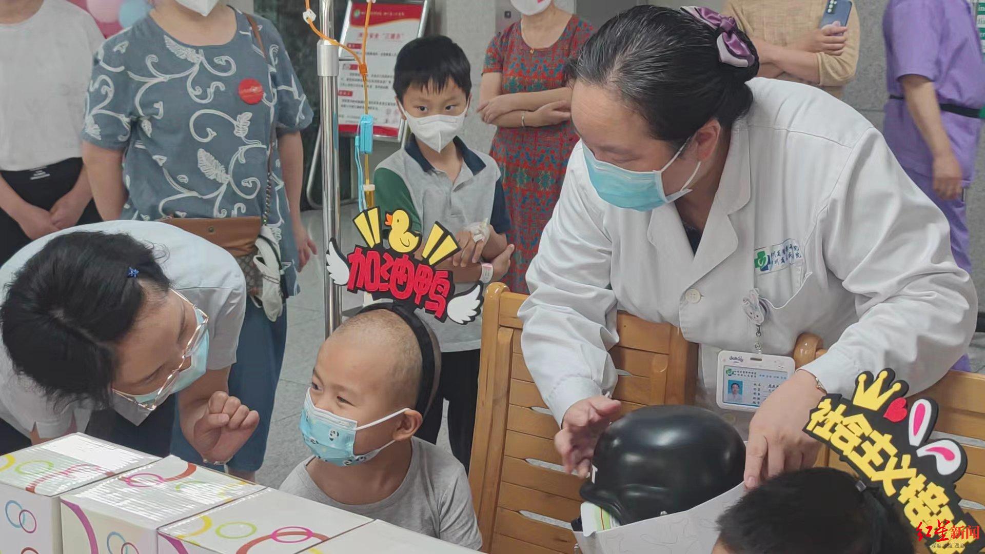 完成孩子们的“微心愿”！儿童节前夕，省博物院走进省医院儿科病房开课