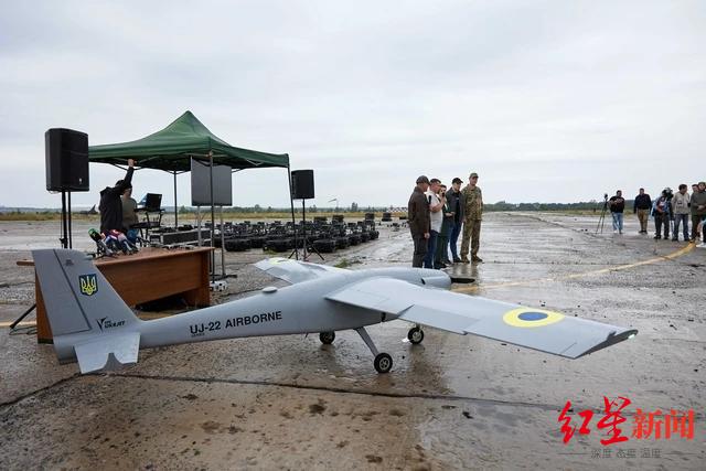 莫斯科再遭无人机袭击背后：乌克兰打造全球首支“无人机突击部队”，已培训万名操作员