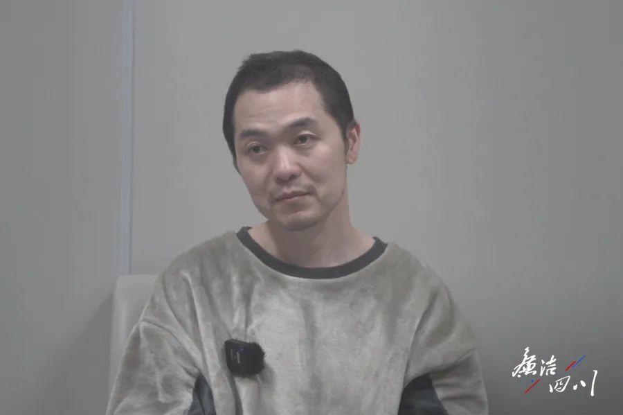 雅安一副乡长染赌贪污潜逃5年落网获刑:流浪多地居无定所,曾跳江自杀未果