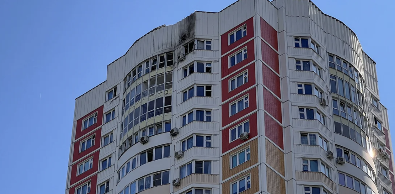 莫斯科遭无人机袭击,普京回应!俄议员:一架被击落无人机距普京郊外官邸仅10分钟车程