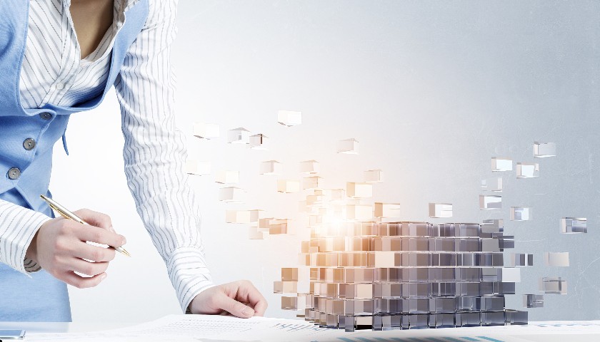 非法荐股屡禁不止！经济学家管清友也遭冒充荐股，投资者要如何提升金融防骗意识？