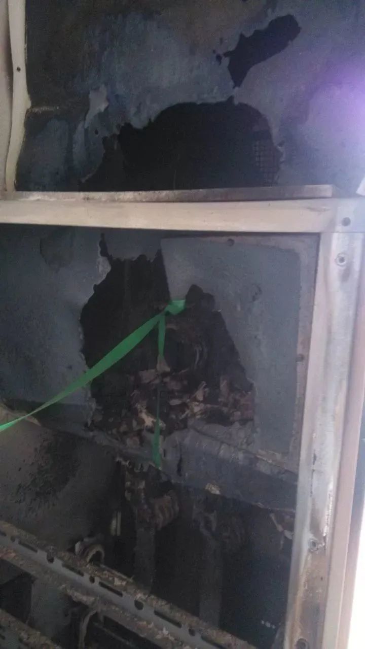 我拉错电闸把电厂炸了！！！