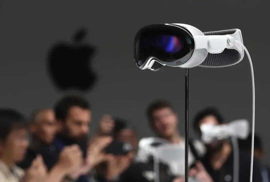 苹果“变味”了：高层内斗，乔布斯推崇的设计已靠边站