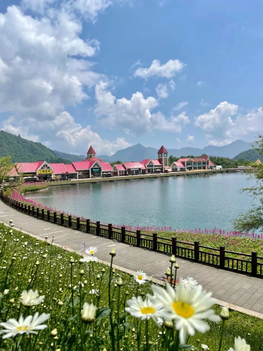 成都大邑两家景区宣布：考生免票！