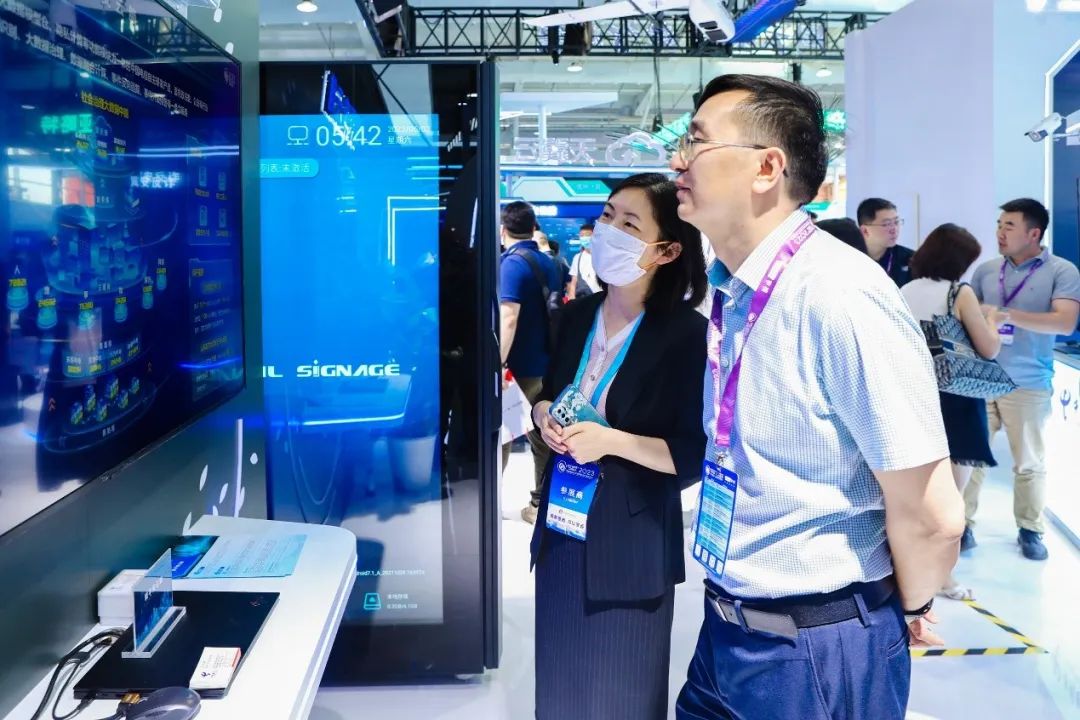 国云基座 数字赋警 中国电信自研安防产品集中亮相安博会