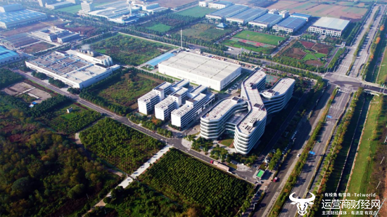 全光底座“立交桥” “一城一池”算力网 湖北移动以云为擎算力赋能 助力打造新时代数字“九省通衢”