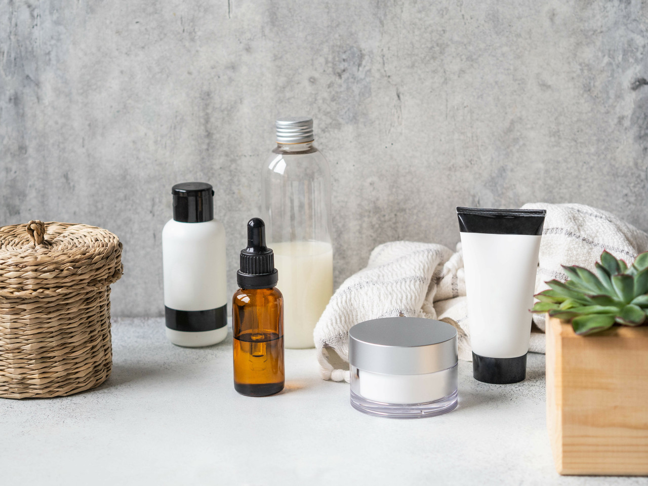 日系化妆品卷入福岛核污水排放危机，消费者连夜退货，SK-II紧急回应