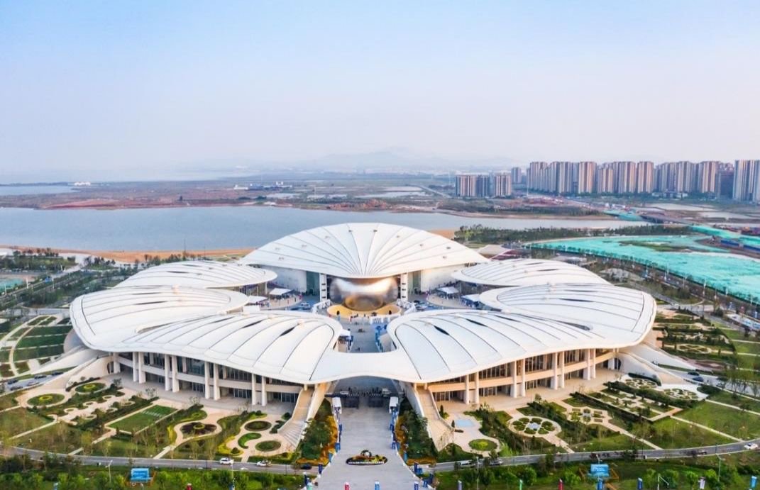 伊利再次受邀赴上合之约