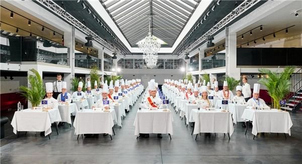 (2023年布鲁塞尔顶级美食奖风味品鉴现场)