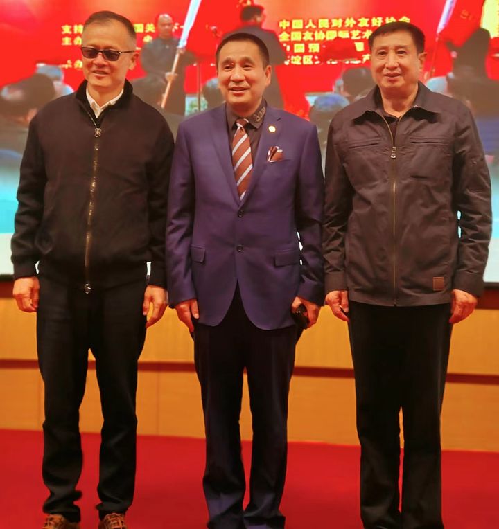 武鹏将军、华国中主席、张义瑚中将