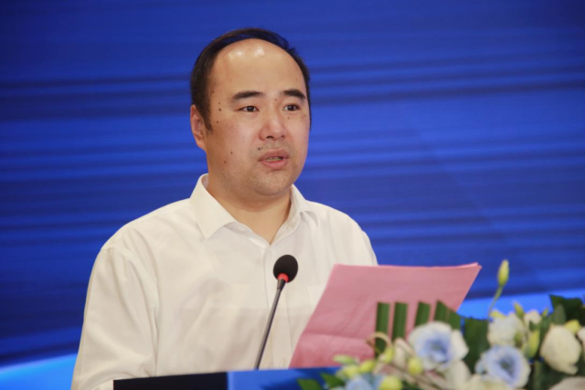 　　中建国际投资(山东)有限公司董事长兼总经理白建伟致辞