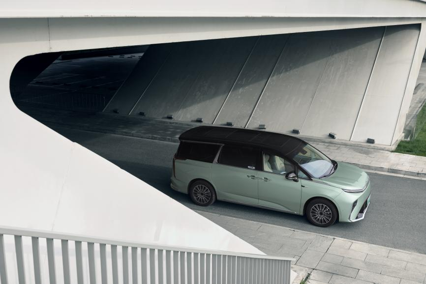 上汽大通MAXUS大家MIFA9。 上汽大通供图 华龙网发