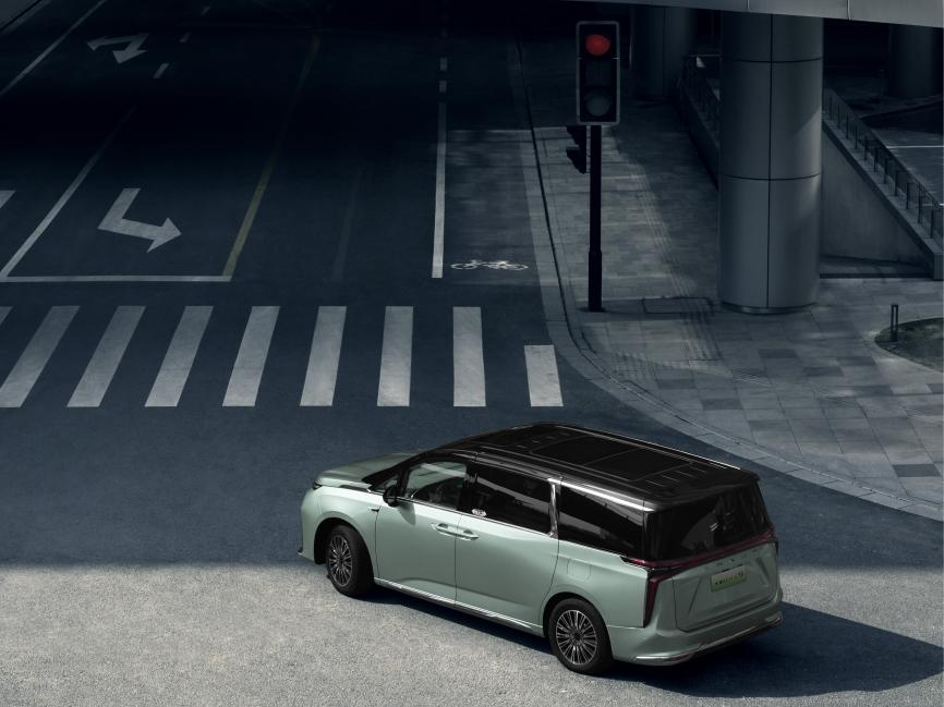 上汽大通MAXUS 2024款大家MIFA9。 上汽大通供图 华龙网发