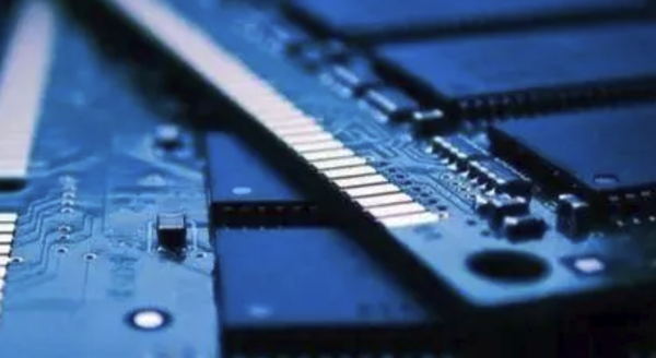 机构:预估今年第三季DRAM均价跌幅收敛至0-5%