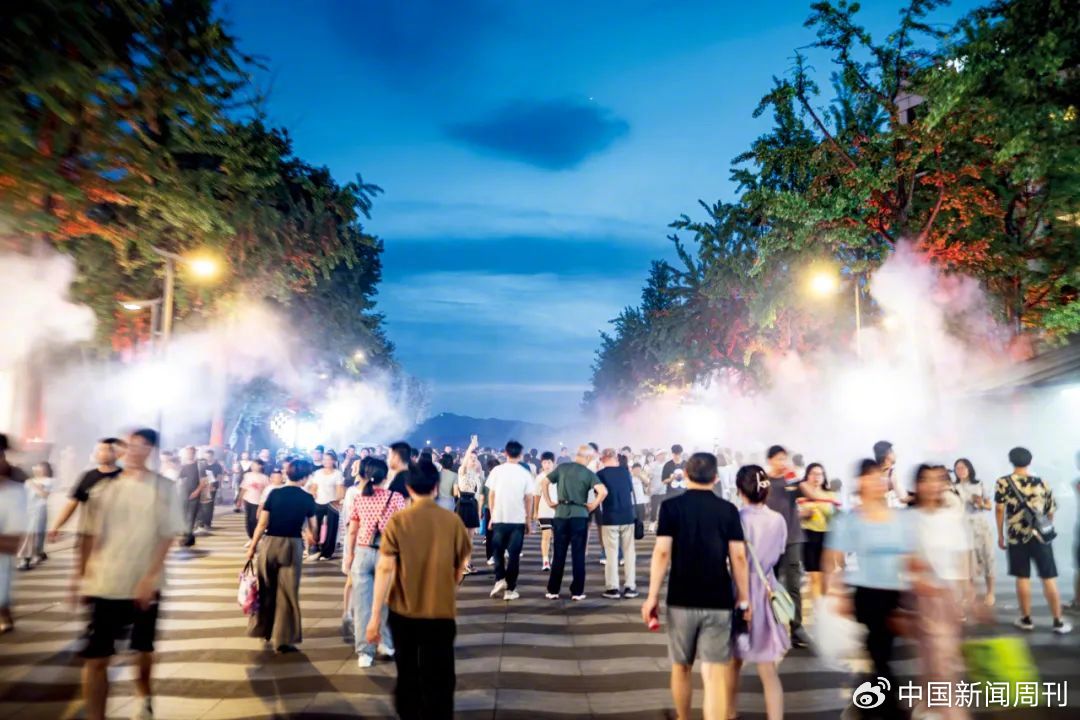 40度挺常见,今年的极端高温是怎么回事?