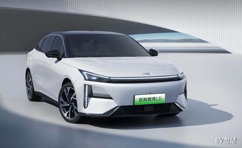 吉利银河系列再推新车!AI智能电混家轿吉利银河L6三季度上市