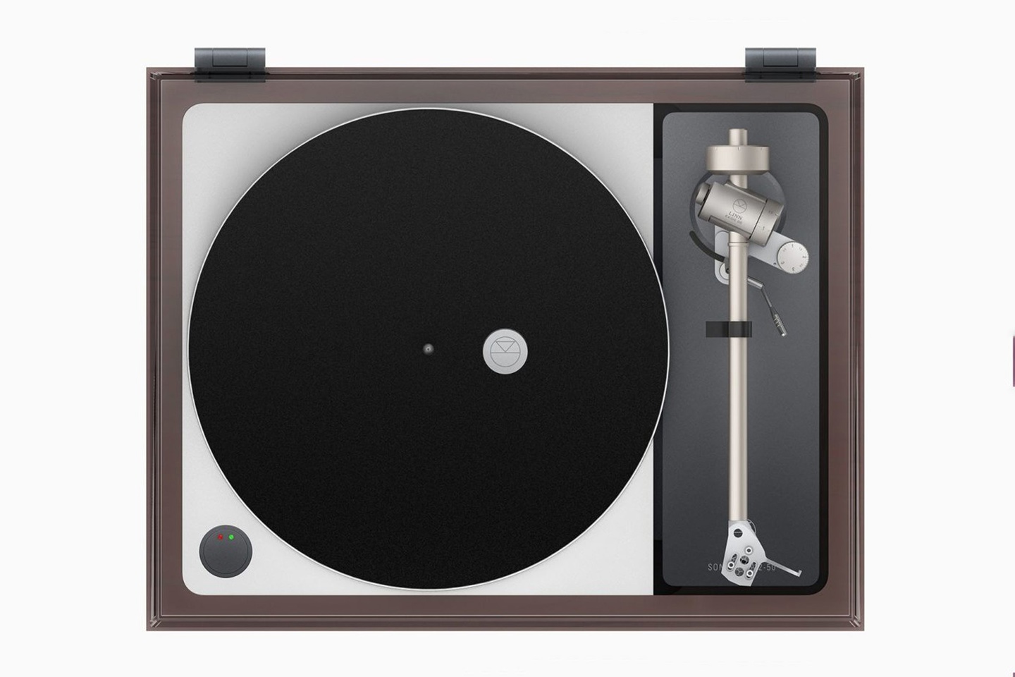 乔纳森离开苹果后参与的首个硬件项目曝光：售价 6 万美元的唱机