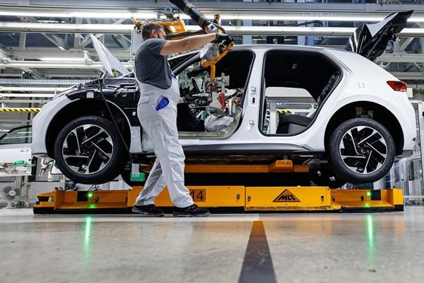 价格战会毁了国内汽车产业吗??