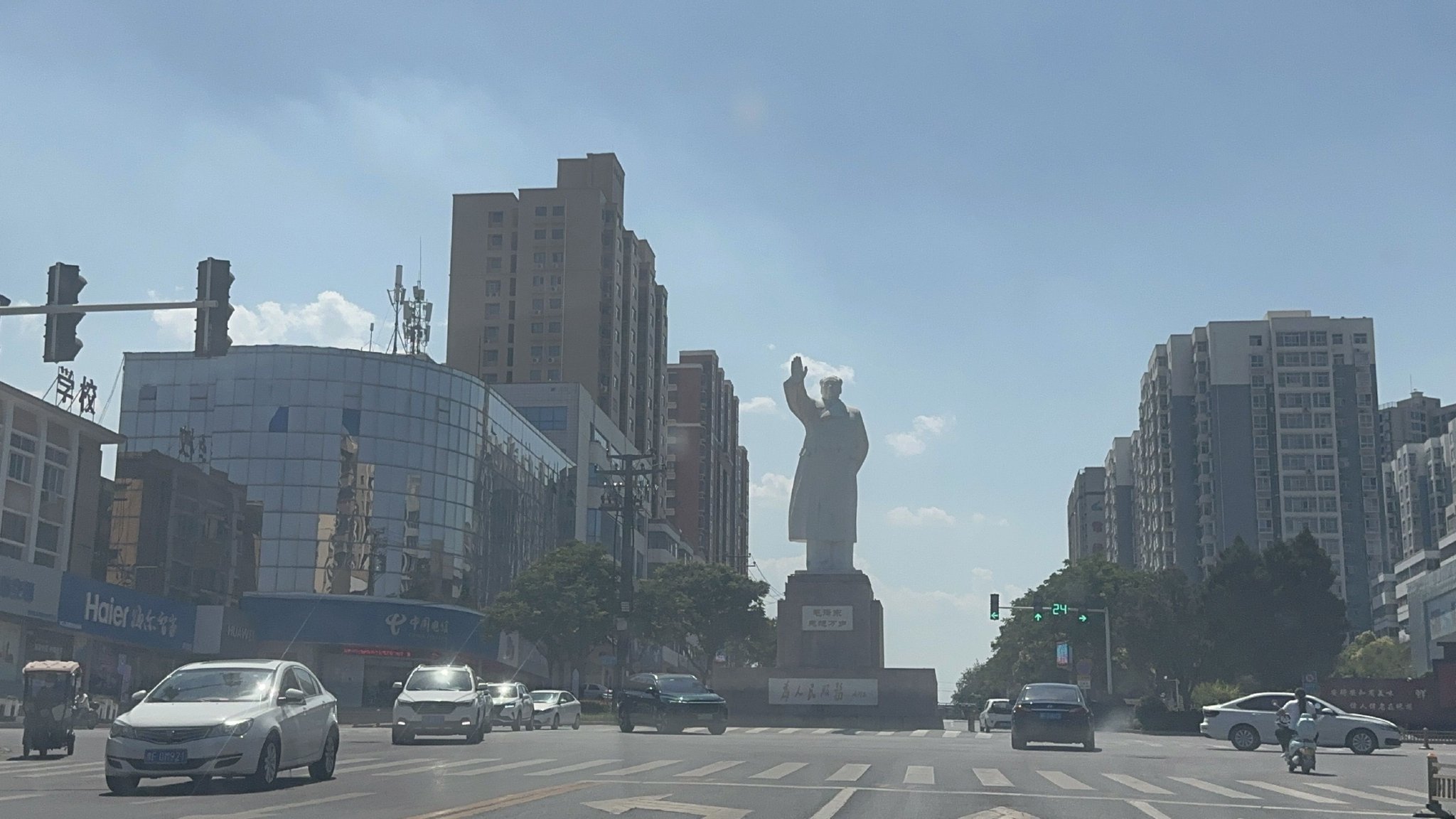 鹤壁失意者联盟:数万元买套房让生活翻篇,这里是我们的瓦尔登湖