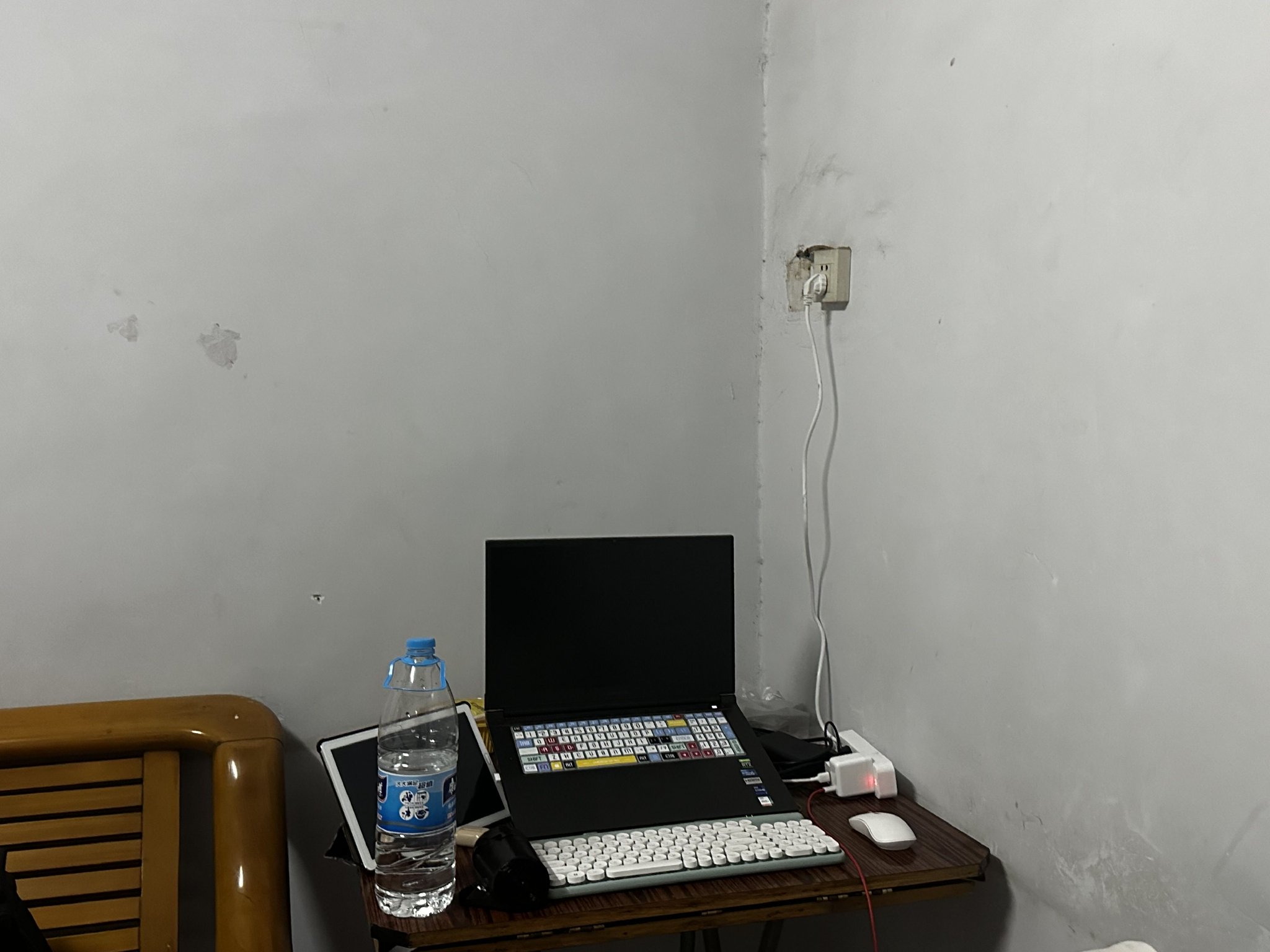 鹤壁失意者联盟:数万元买套房让生活翻篇,这里是我们的瓦尔登湖