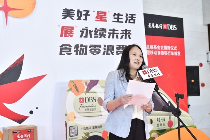 “绿洲盛食社”创始人李冰发言