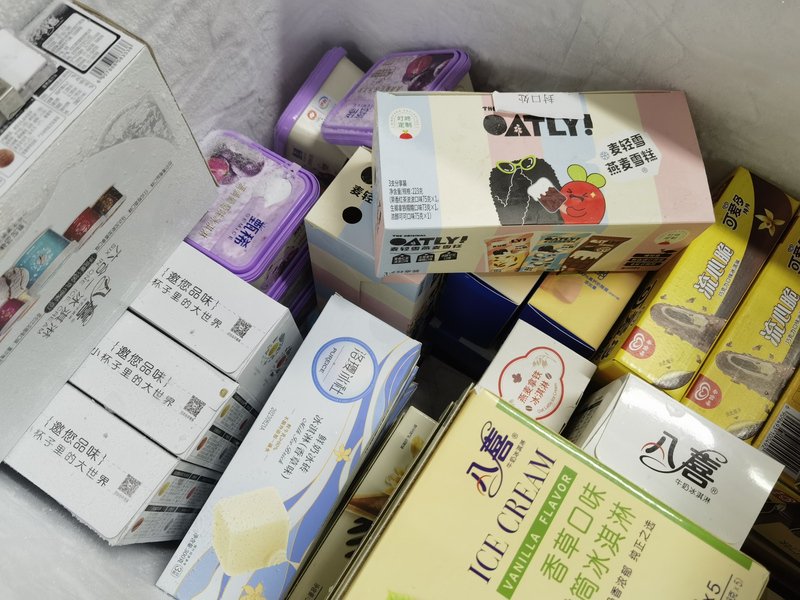 叮咚买菜同时供应自有品牌和其他品牌的冷饮