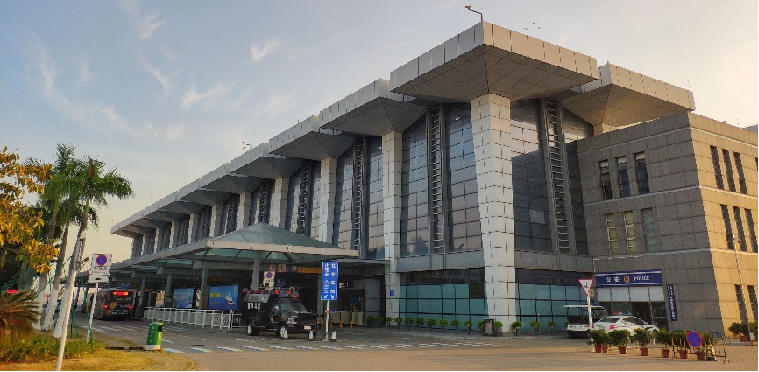 深圳机场码头。