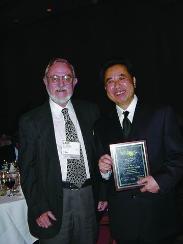 姚熹:向世界铁电陶瓷领域传递中国声音